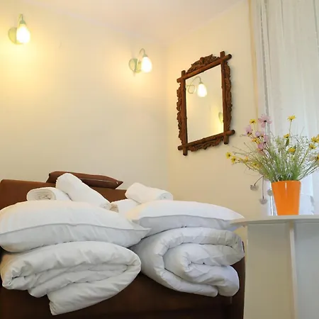 Przytulny Apartament-cosy And Beautiful דירה